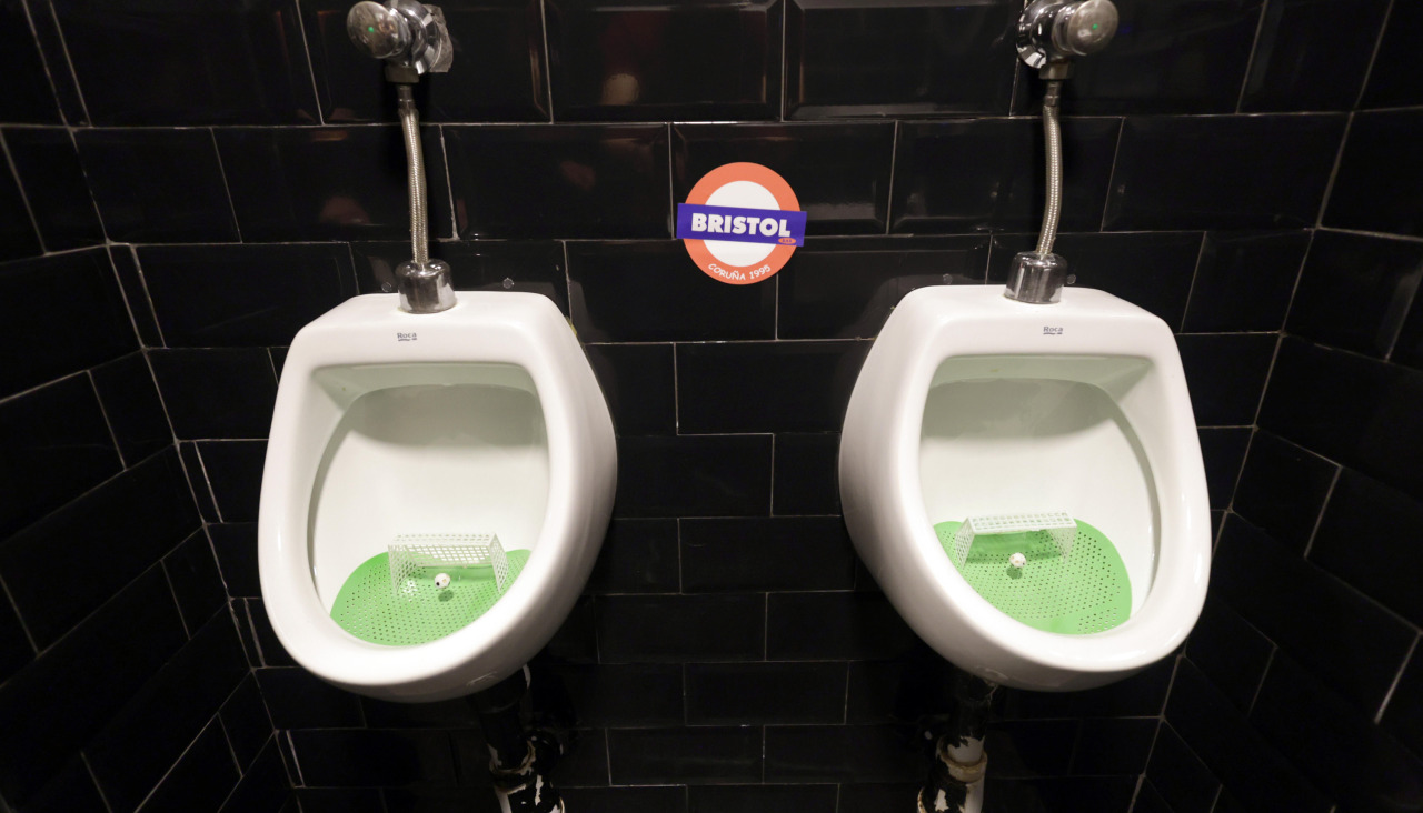 Los nuevos urinarios de Bristol, esta semana
