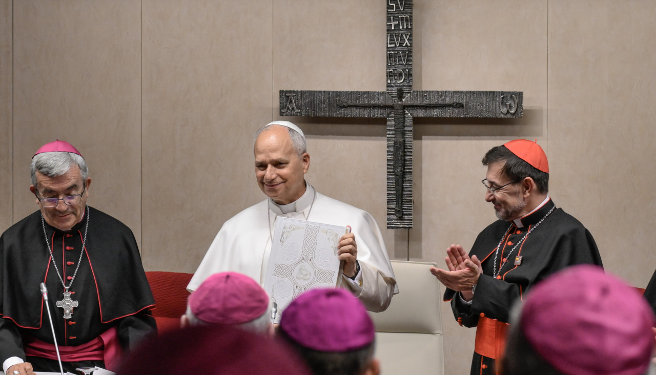 El papa León XIV, este lunes, en su visita a la Conferencia Episcopal Española