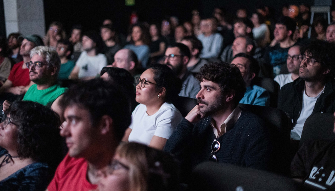Público durante una sesión de John Porter en el S(8)
