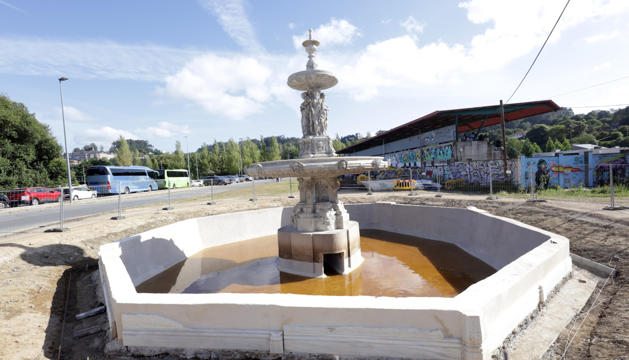 GermÃ¡n. Fuente de las cuatro estaciones o carregal betanzos