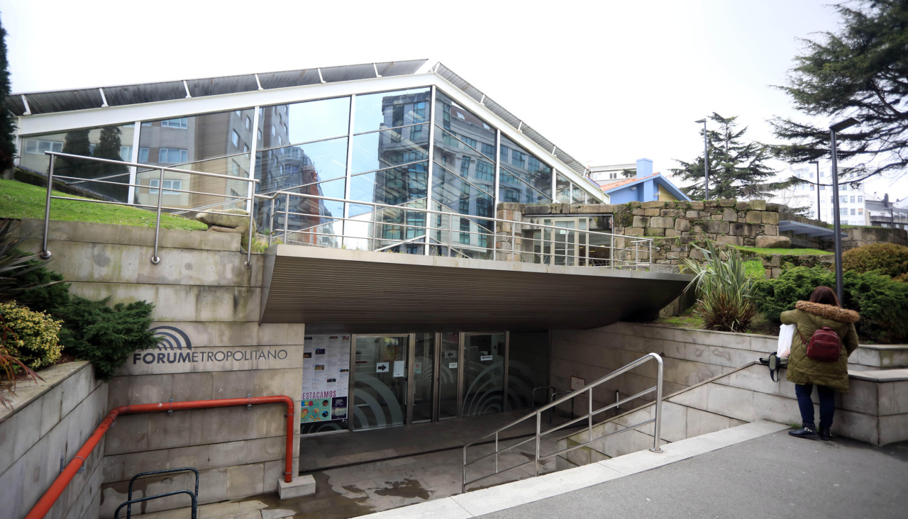 Fórum Metropolitano En la foto el edificio del Fórum Metropolitano