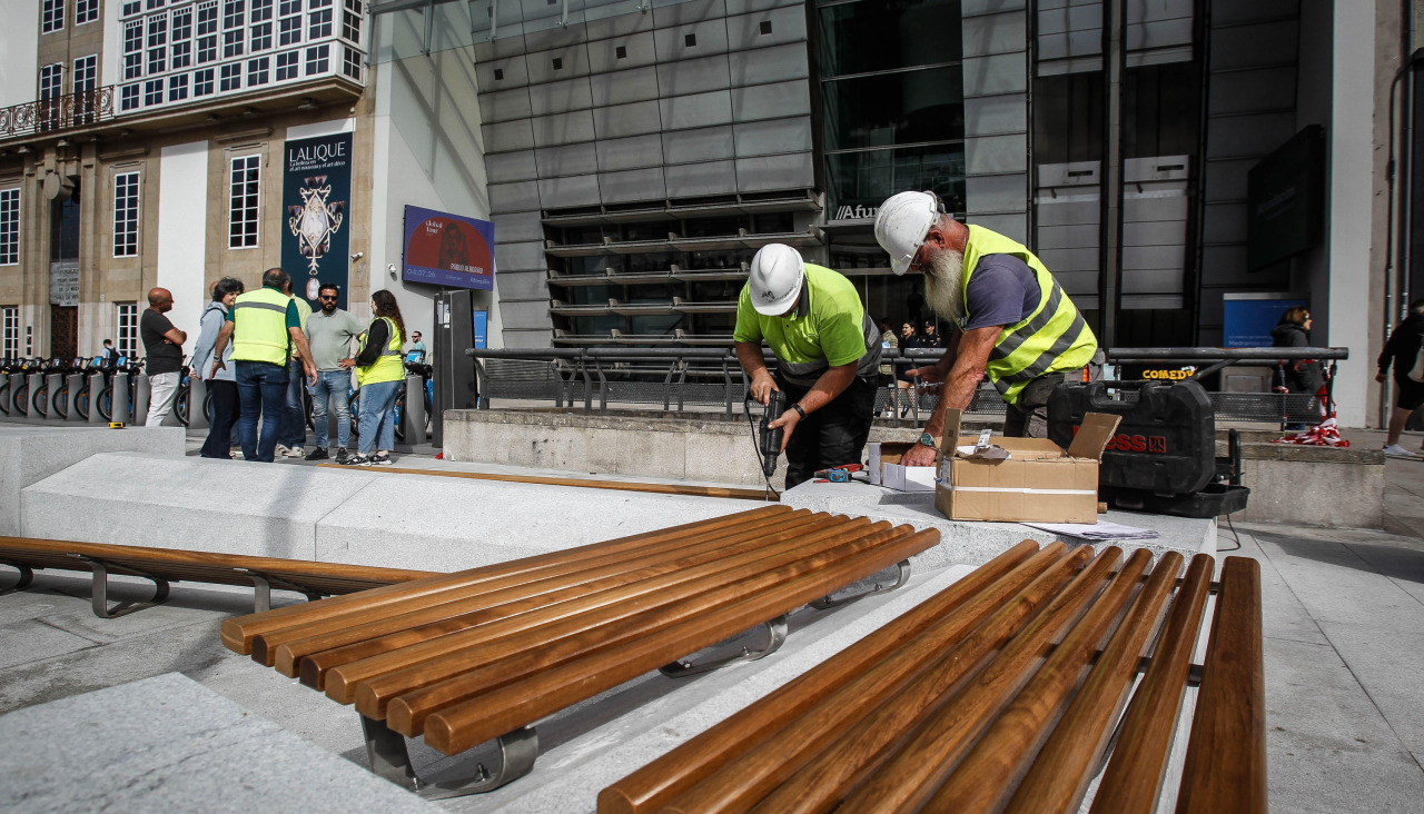 La madera llega a los bancos de los Cantones