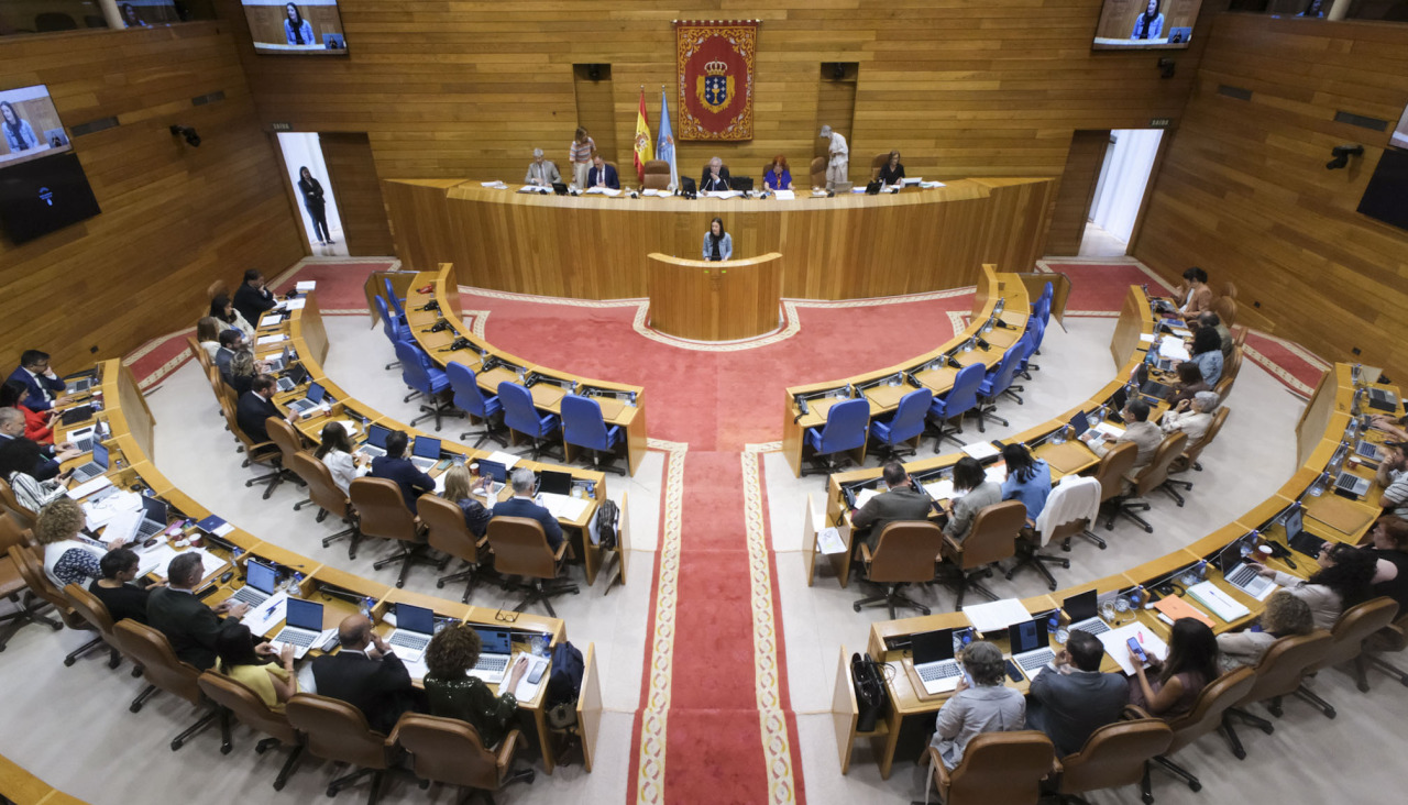 Vista del Pleno del Parlamento de Galicia este martes