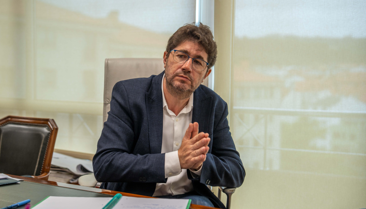 Carlos Calvelo, alcalde de Arteixo