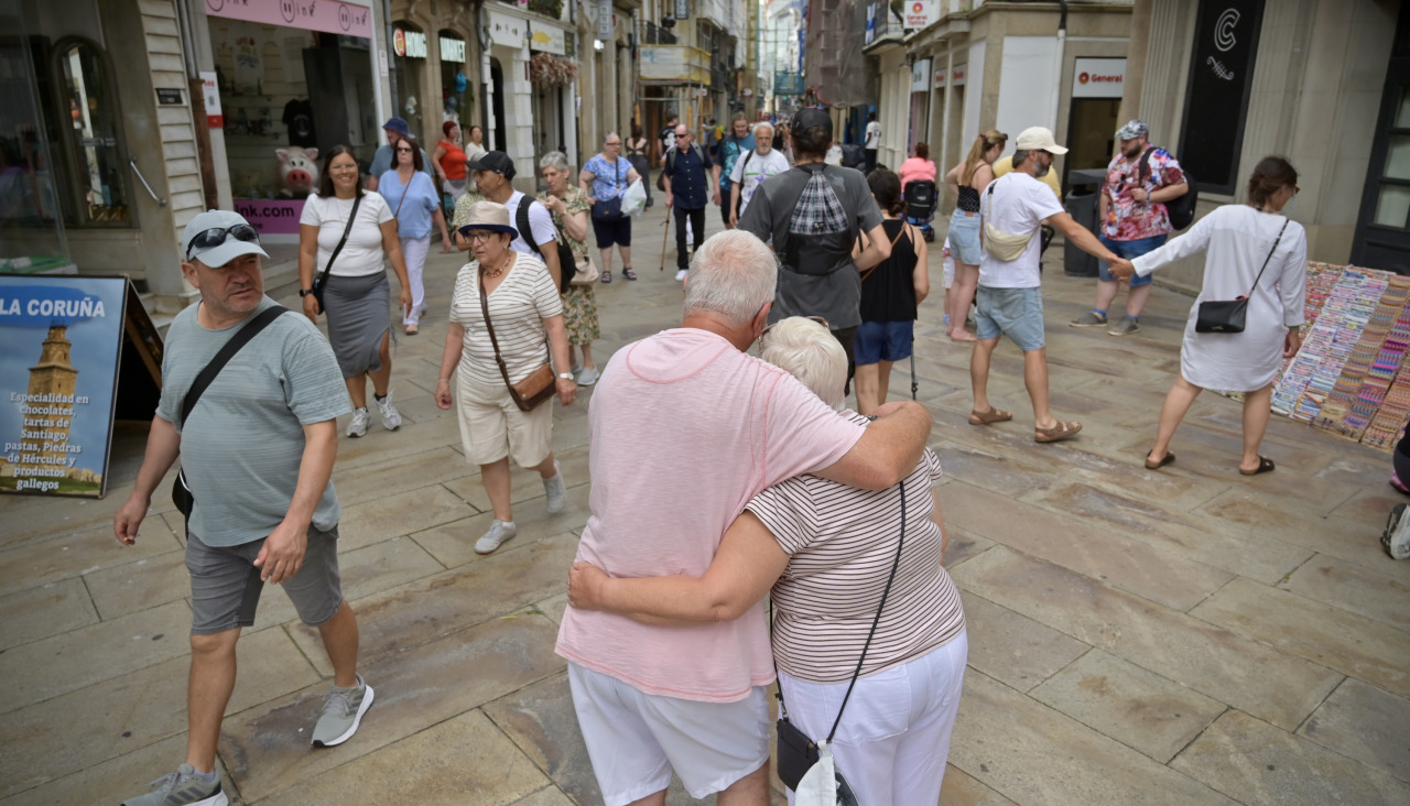 Más de 6.000 pasajeros desembarcan en la ciudad