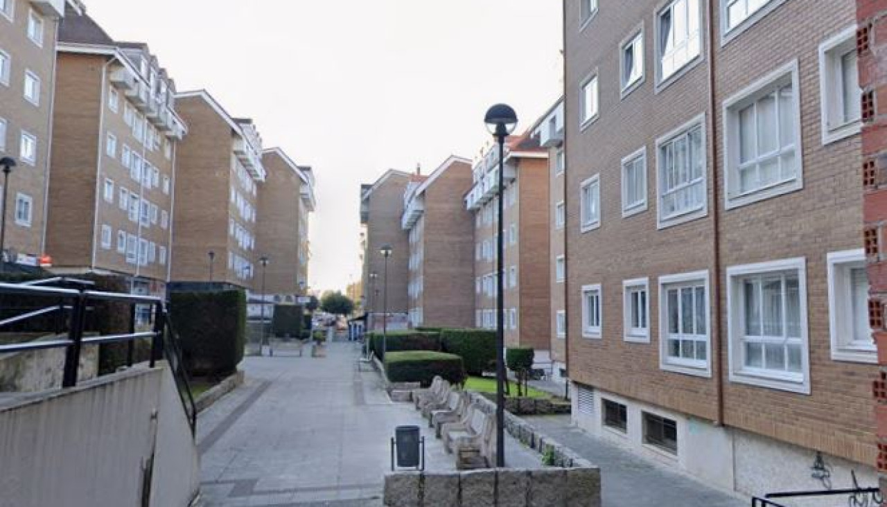 La plaza Casares Quiroga en A Barcala