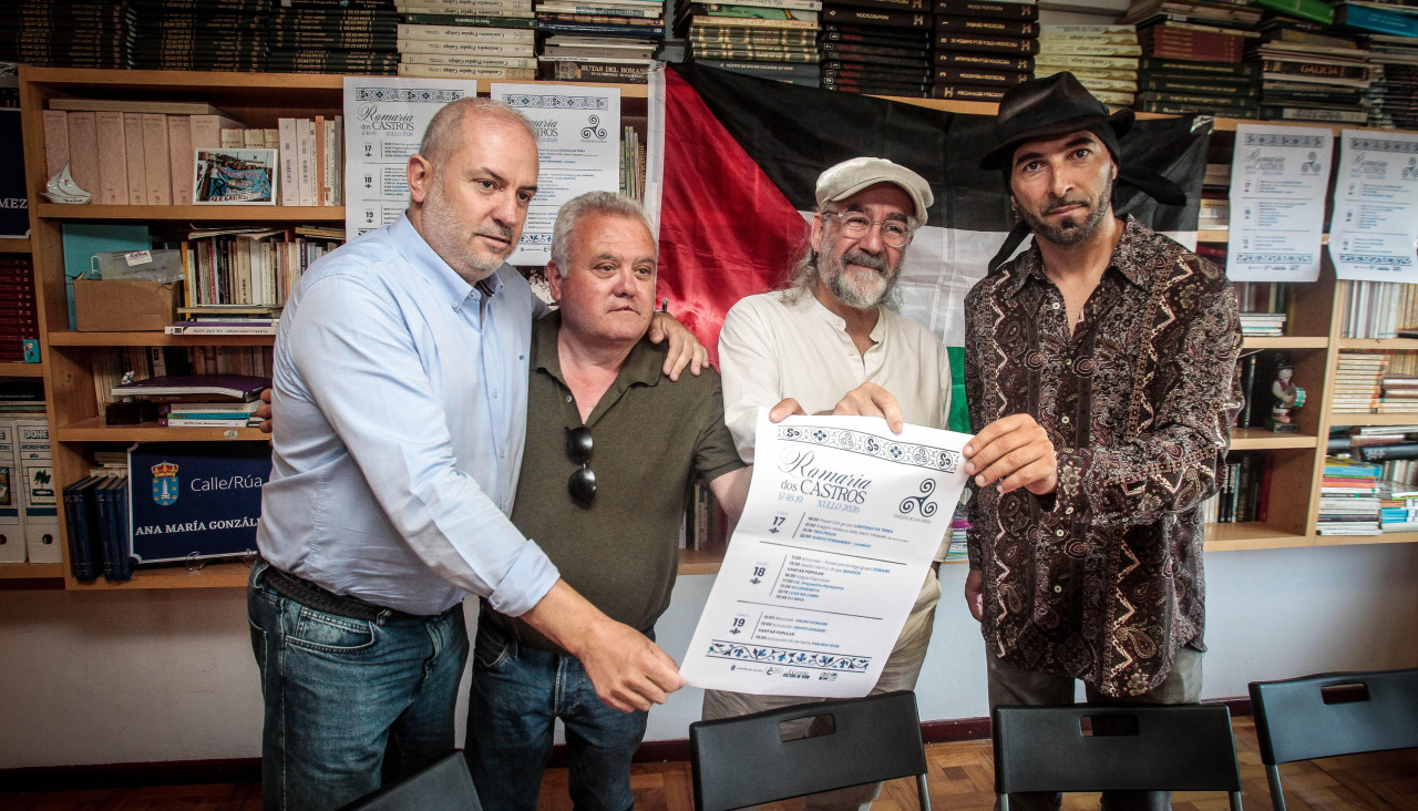 Un momento de la presentación de la nueva edición de la Romaría dos Castros