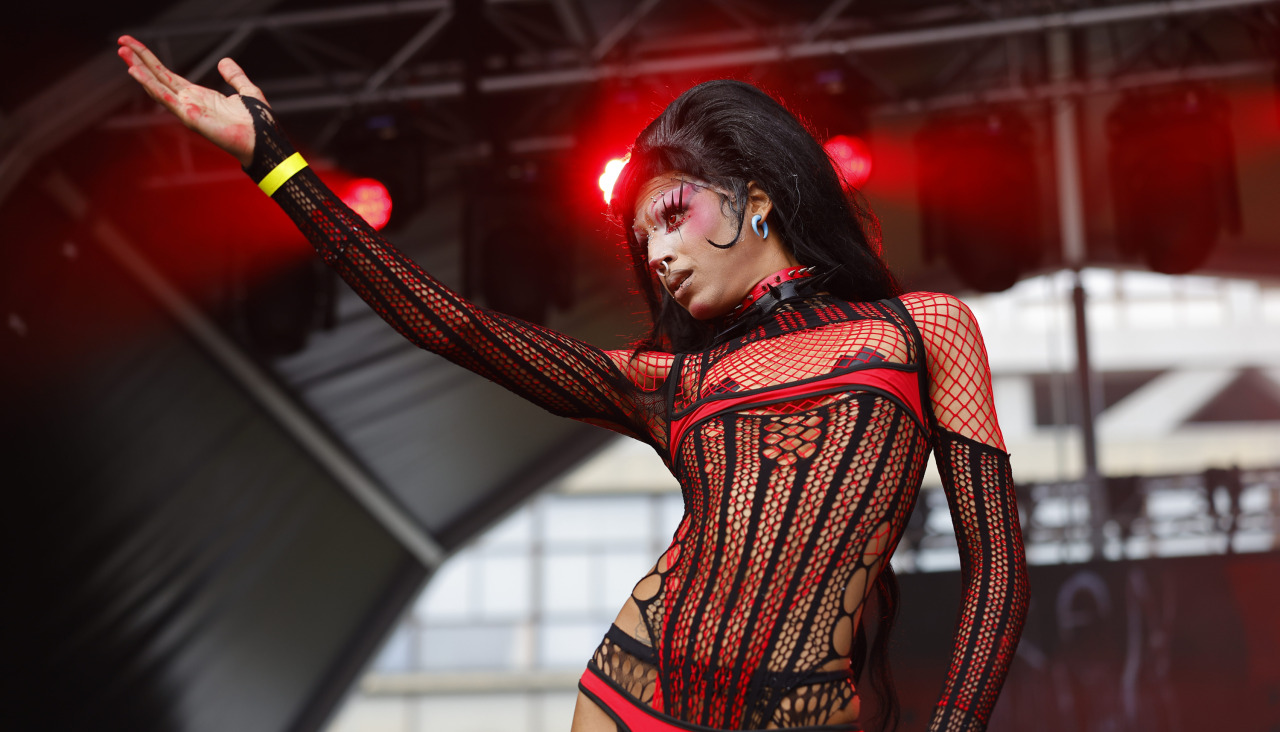 La segunda jornada festejó el ‘Atlantic Drag!’, un homenaje al talento drag local y su fuerza escénica en el que un total de once reinas del transformismo