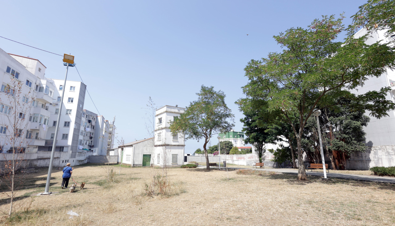 Parque del Observatorio sin hierba