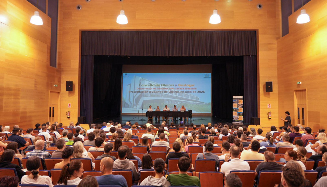 Más de 450 personas participaron en la asamblea de Mera