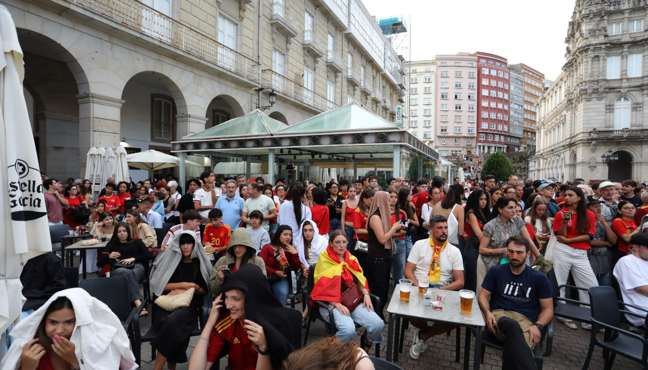 patricia gente viendo la seleccion española