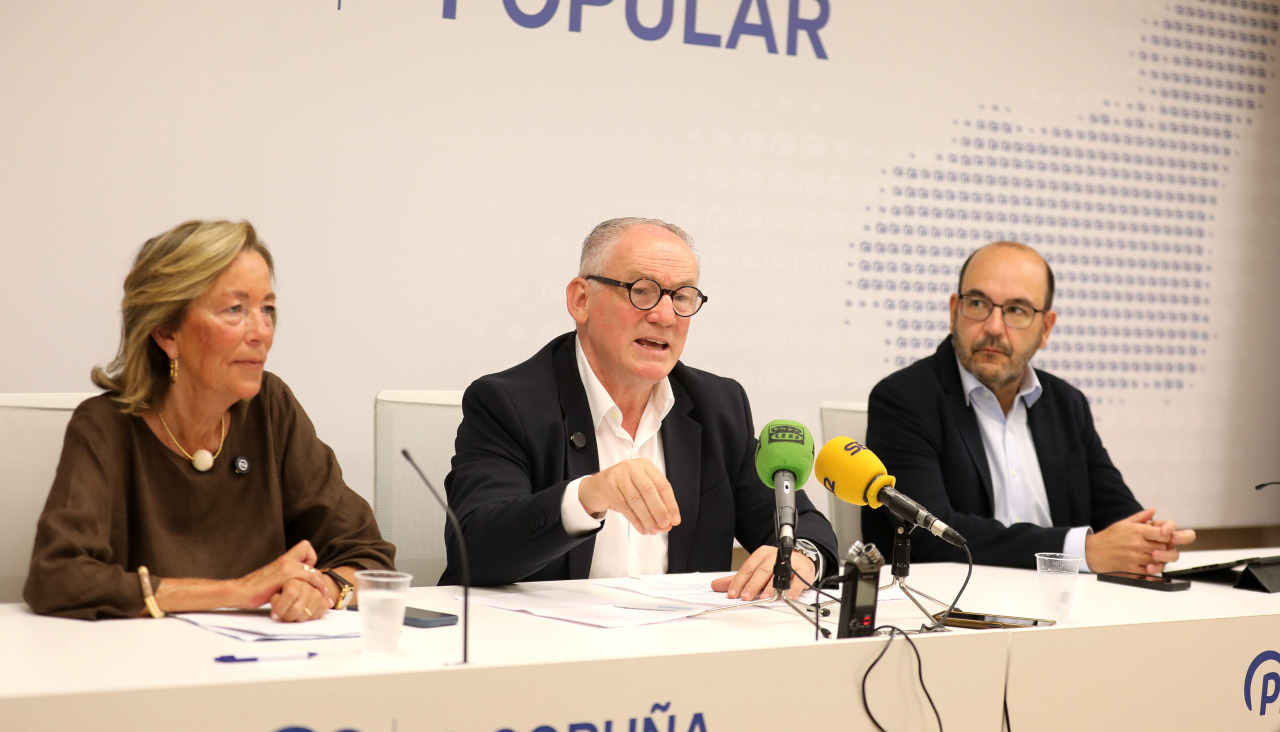 Gallego, Lorenzo y Pérez, esta mañana en rueda de prensa