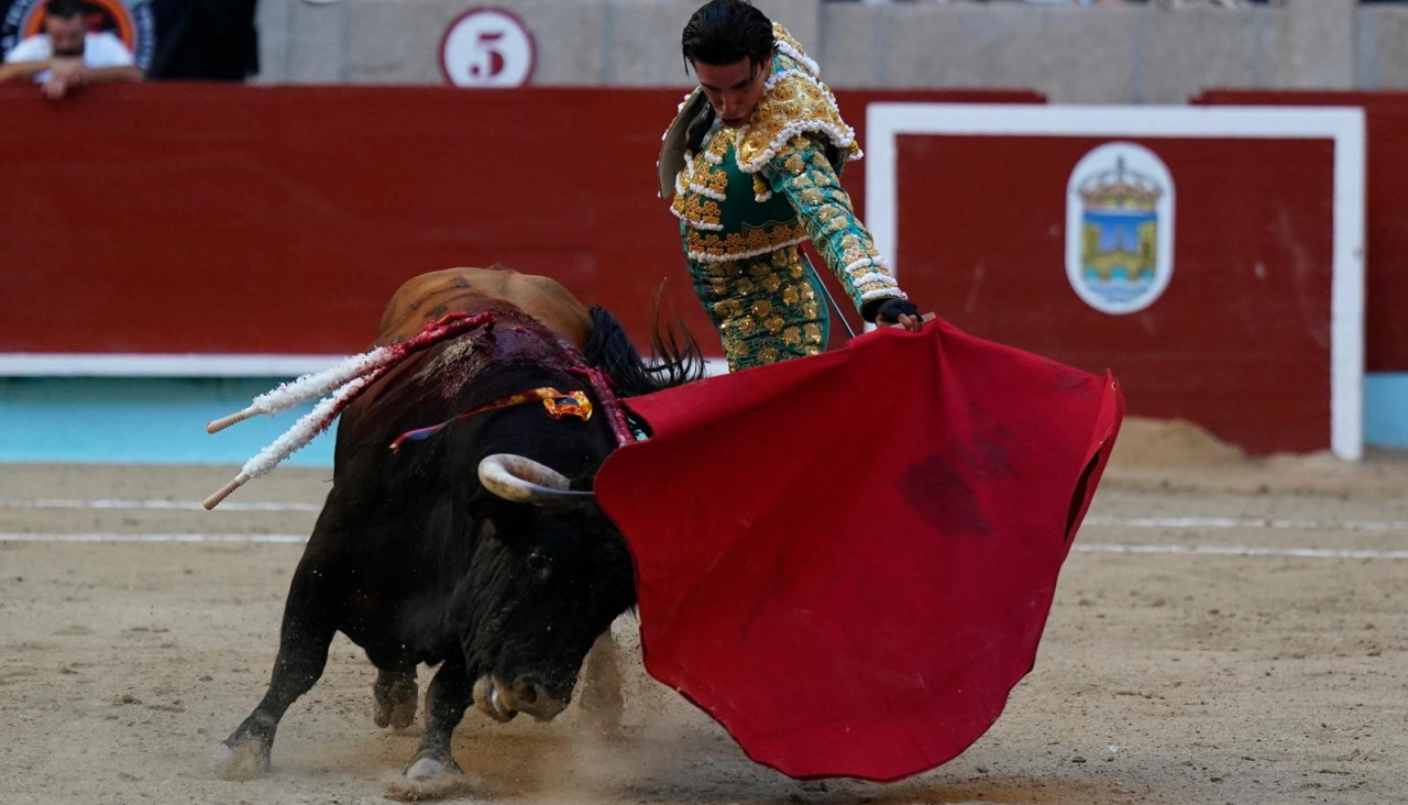 La feria de la Peregrina cerró con una jornada en la que se colgó el cartel de "no hay billetes"