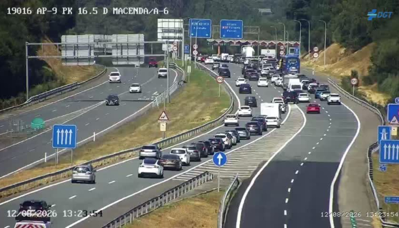 Atascos en la AP-9 en dirección entrada a la ciudad