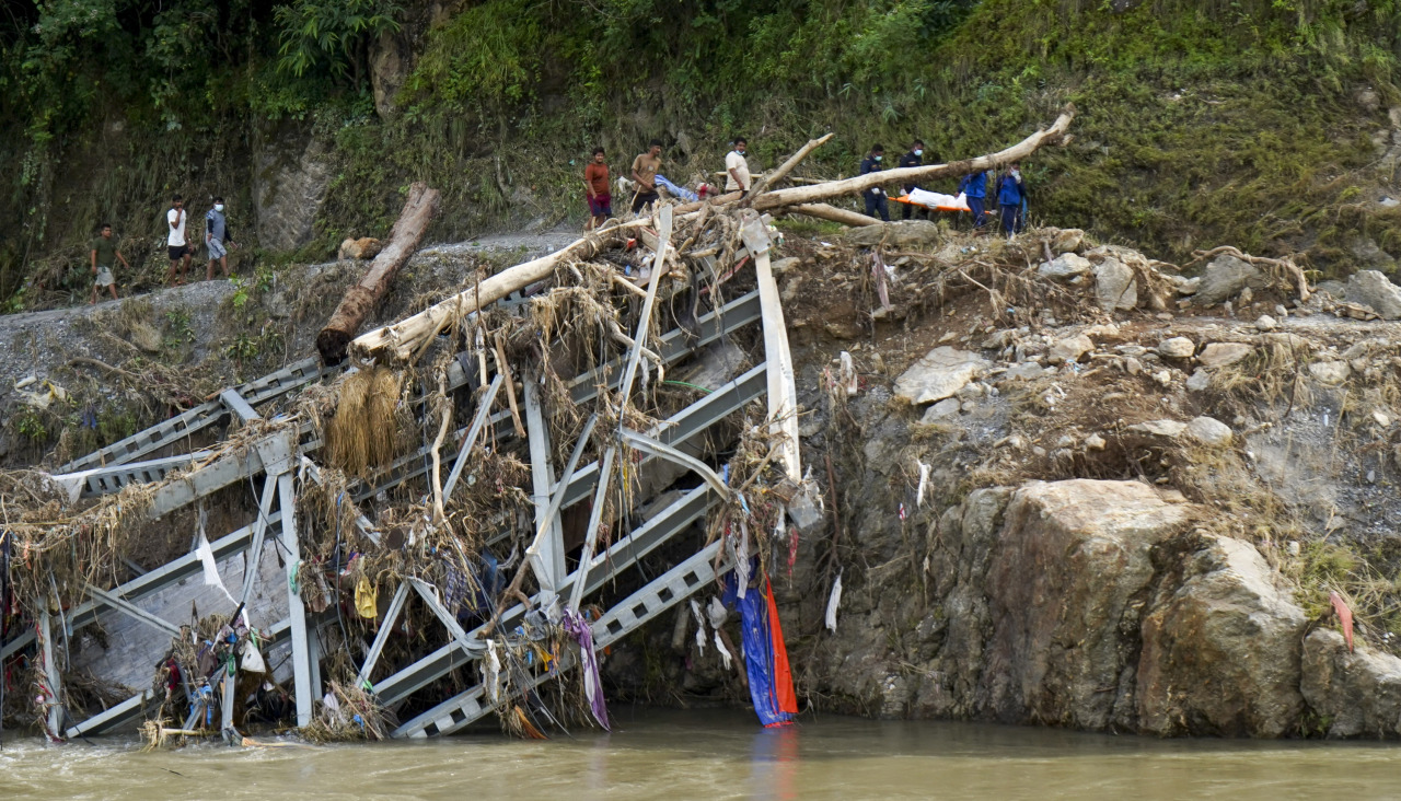 La riada sepultó partes enteras de pueblos de Nepal