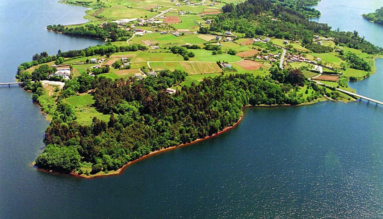 Panorámica del embalse de Cecebre