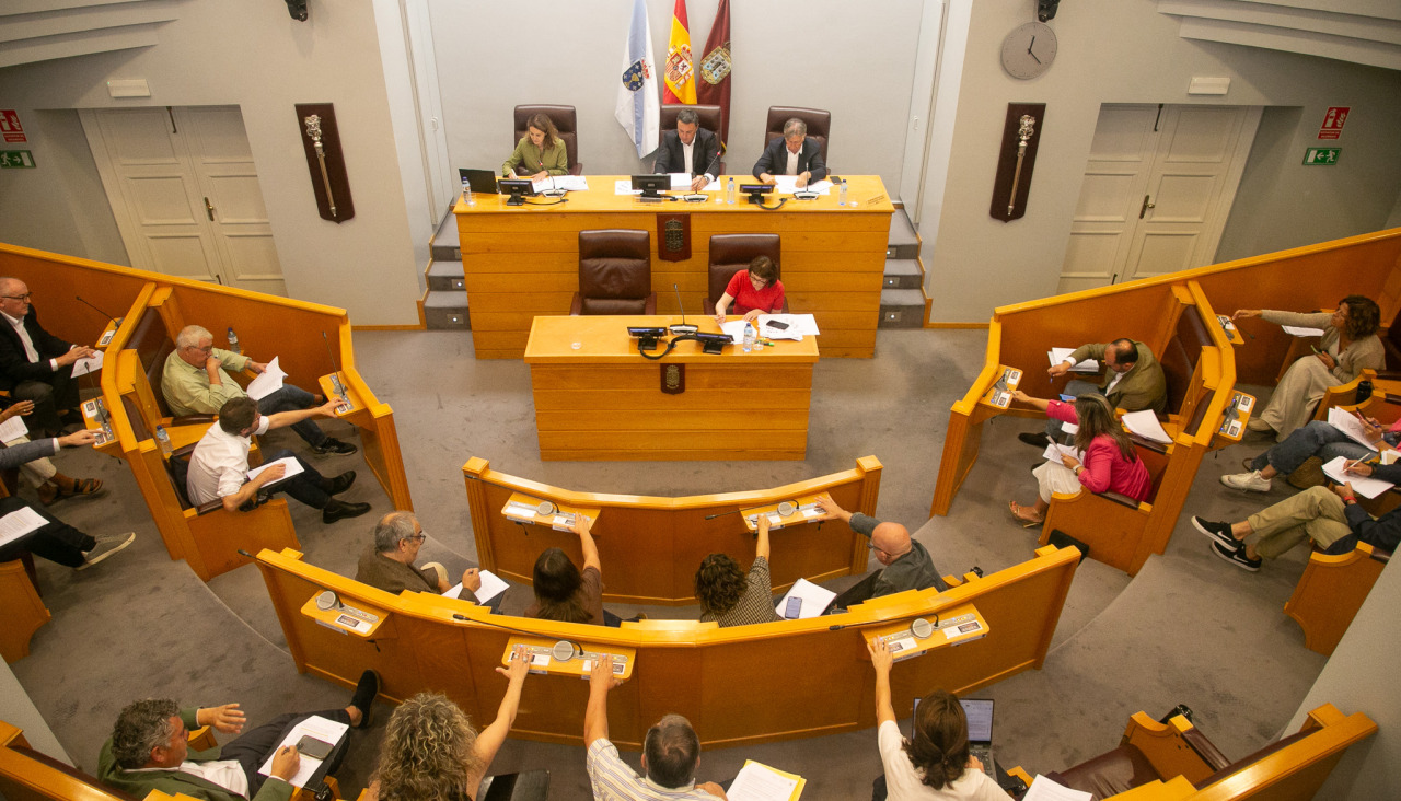 A sesión plenaria deste venres