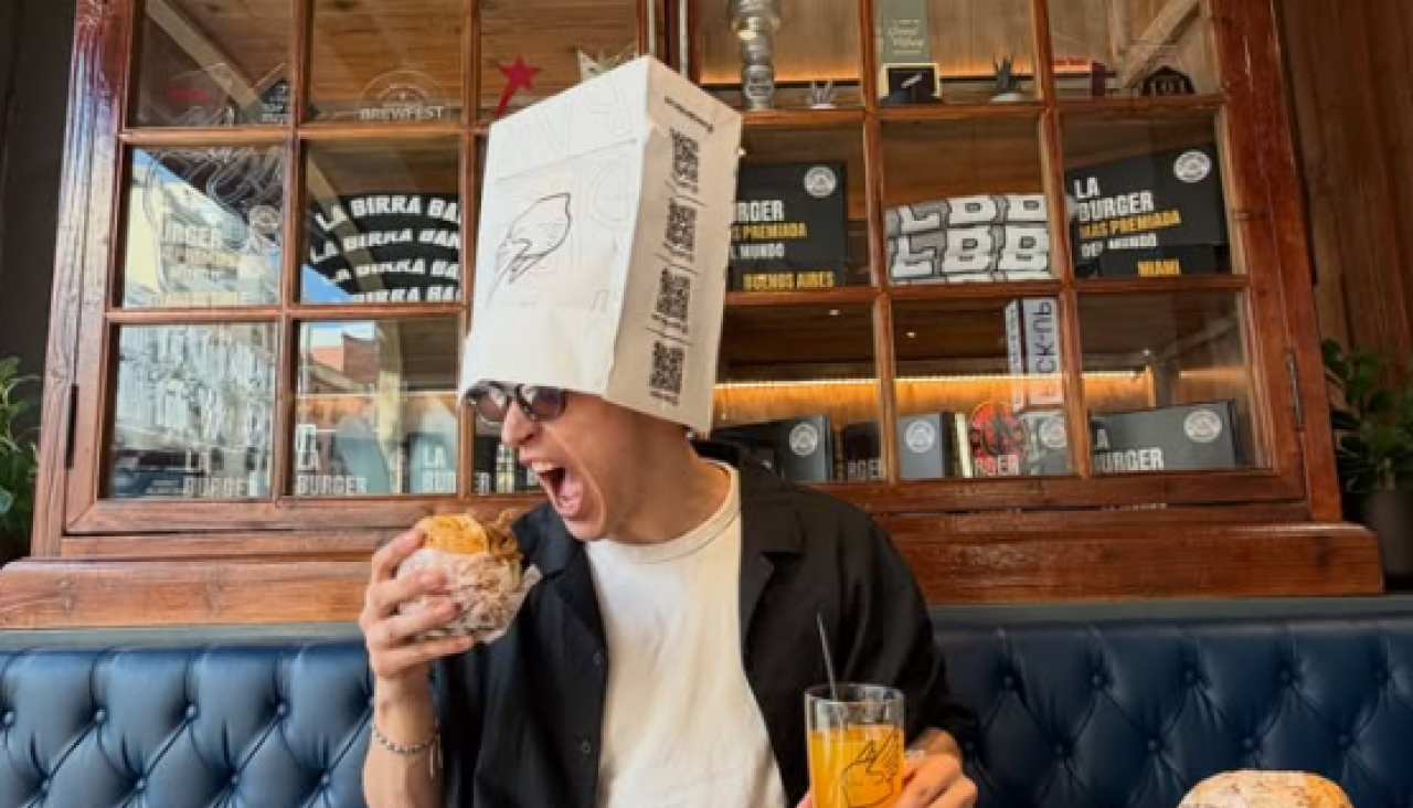 Imagen de la colaboración de Ismael Posadas con La Birra Bar