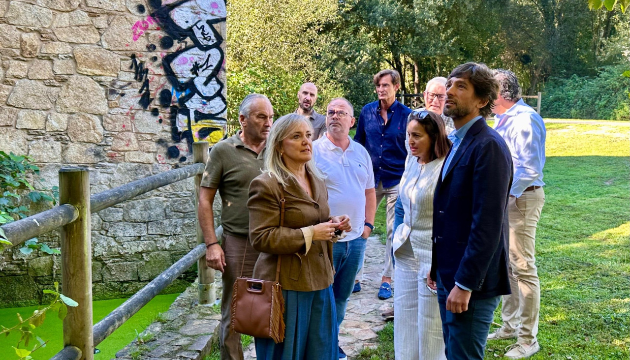 Momento de la visita de Adrián Vázquez a Culleredo