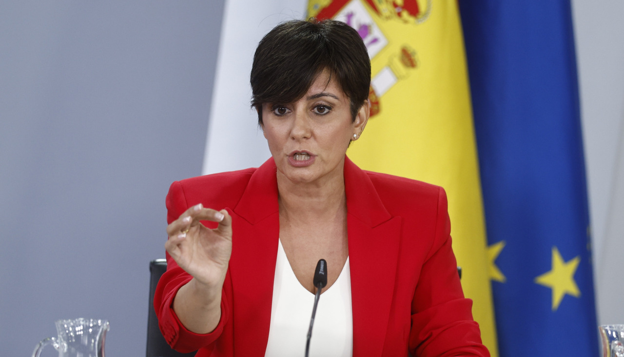 MADRID, 29/09/2026.- La ministra de Vivienda y Agenda Urbana, Isabel Rodríguez, durante la rueda de prensa tras la reunión del Consejo de Ministros celebrada, este martes, en el Palacio de la Moncloa. EFE/ Rodrigo Jiménez