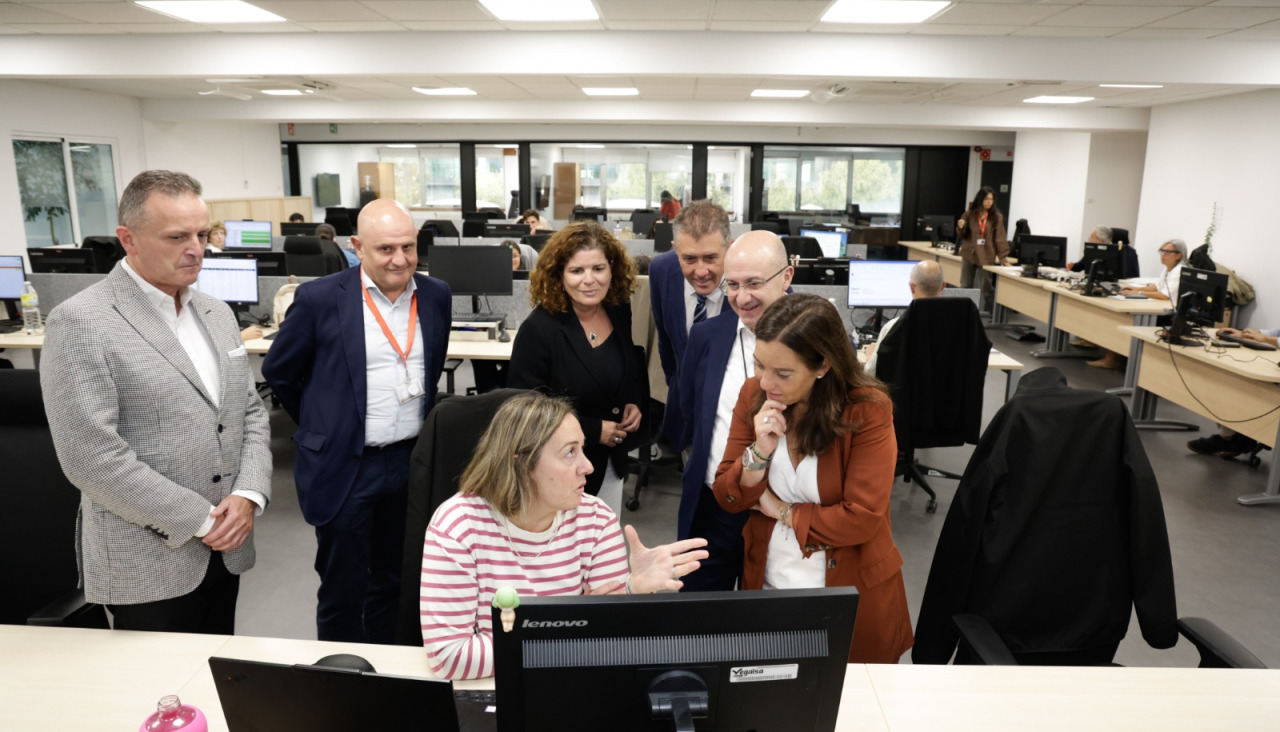 Inés Rey visita Eroski