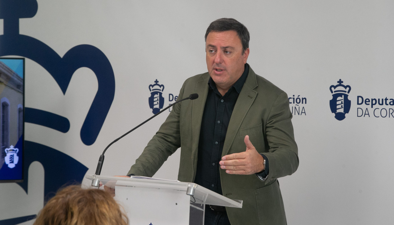 Valentín González Formoso, en la prresentación de MercaNaVila