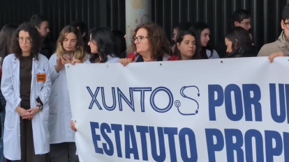 Sanitarios protestan contra el Estatuto Marco este miércoles en el Chuac