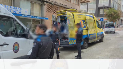 Evacuación del conductor kamikaze herido en A Coruña