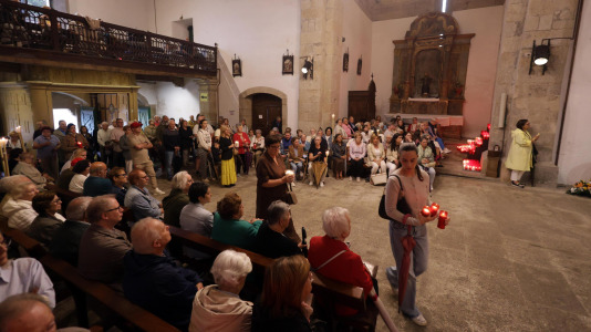 El santuario de Nosa Señora do Camiño acogió la tradicional romería, que se celebra cada 8 de septiembre, y a la que acuden sobre todo devotos de la comarca de Betanzos y de Ferrolterra