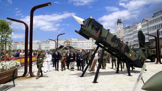 Exhibición de material militar en O Parrote por el Día de las Fuerzas Armadas @Quintana (24)