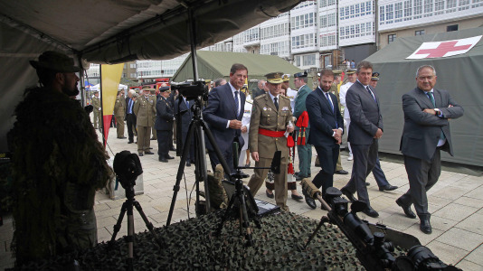 Exhibición de material militar en O Parrote por el Día de las Fuerzas Armadas @Quintana (20)