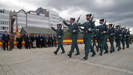 Exhibición de material militar en O Parrote por el Día de las Fuerzas Armadas @Quintana (9)
