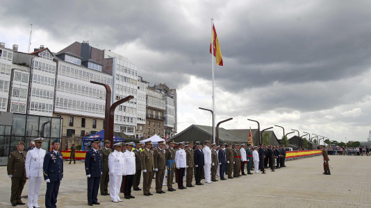 Exhibición de material militar en O Parrote por el Día de las Fuerzas Armadas @Quintana (10)