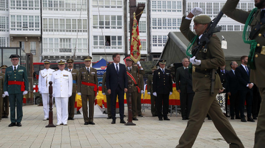 Exhibición de material militar en O Parrote por el Día de las Fuerzas Armadas @Quintana (6)
