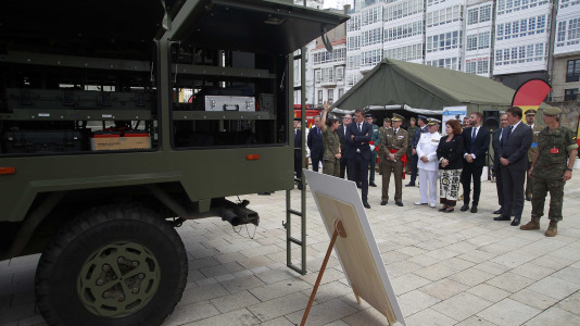 Exhibición de material militar en O Parrote por el Día de las Fuerzas Armadas @Quintana (17)