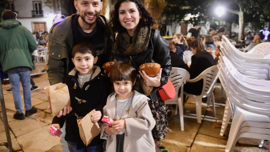 Vecinos de todos los barrios se acercaron a la plaza de Azcárraga javier alborés @Javier Albores (6)