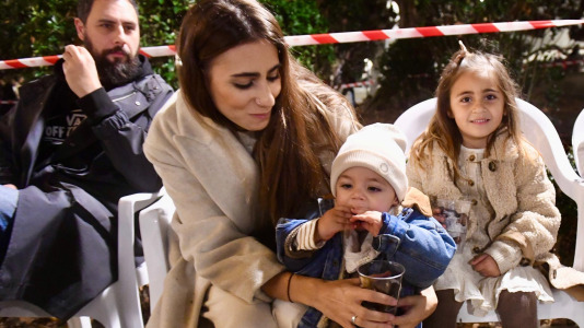 Vecinos de todos los barrios se acercaron a la plaza de Azcárraga javier alborés @Javier Albores (9)