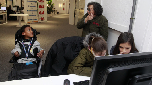 Los alumnos de 4ºB del CEIP Emilia Pardo Bazán visitamos El Ideal Gallego (14)