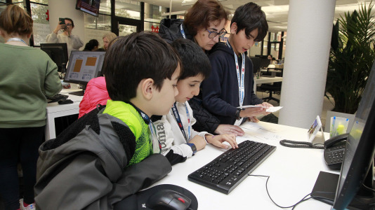 Los alumnos de 4ºB del CEIP Emilia Pardo Bazán visitamos El Ideal Gallego (13)