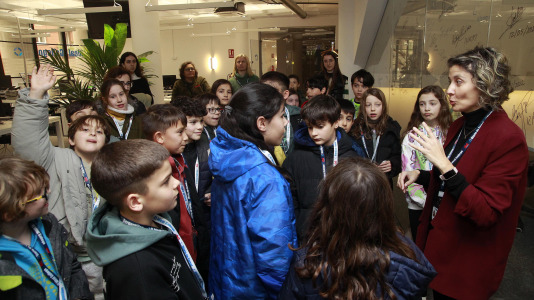 Los alumnos de 4ºB del CEIP Emilia Pardo Bazán visitamos El Ideal Gallego (5)