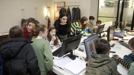 Los alumnos de 4ºB del CEIP Emilia Pardo Bazán visitamos El Ideal Gallego (22)