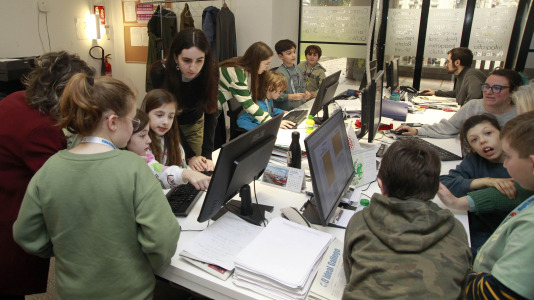 Los alumnos de 4ºB del CEIP Emilia Pardo Bazán visitamos El Ideal Gallego (23)