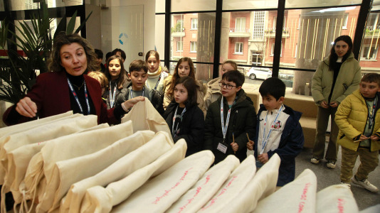 Los alumnos de 4ºB del CEIP Emilia Pardo Bazán visitamos El Ideal Gallego (38)