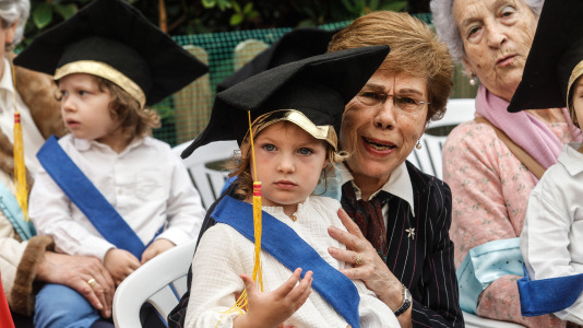 Graduación de los niños de la escuela infantil Luis Seoane junto a los mayores de la residencia Torrente Ballester @ Quintana (6)