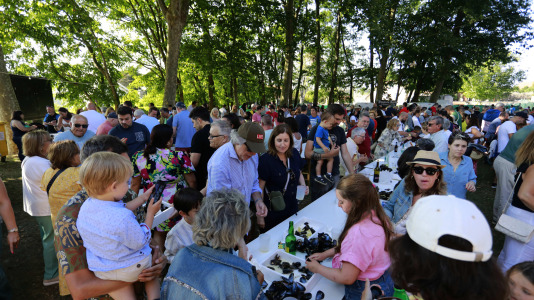Lorbé disfruto de una gran fiesta con los mejillones como protagonistas @Patricia G. Fraga (30)