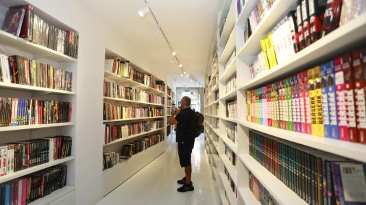 Nueva tienda de Alita Cómics en Panaderas (7)