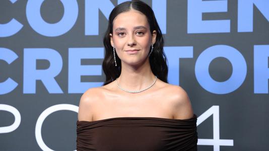 La alfombra azul de los Forbes Best Content Creators 2024 (35)