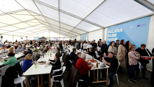 Cada Noviembre se celebra en el Puerto de Lorbé la Fiesta de la Centolla (24)