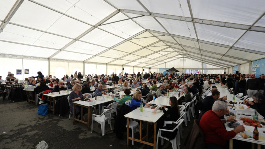 Cada Noviembre se celebra en el Puerto de Lorbé la Fiesta de la Centolla (31)