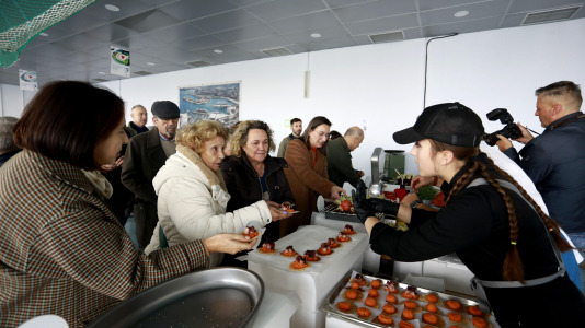 Promoción del pescado fresco en la lonja (18)